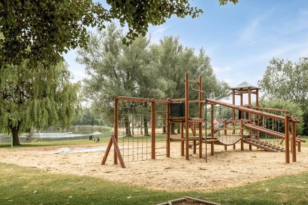Villa Recreatiewoning Maas En Waal 92 Ewijk Esterno foto